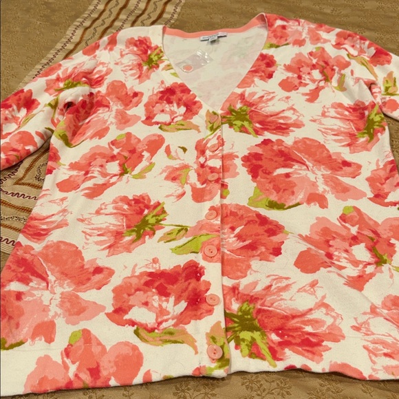 NWOT Isaac Mizrahi Live! Cotton Knit Cardigan, Pink Blossoms, Pink Buttons, L - Picture 2 of 8